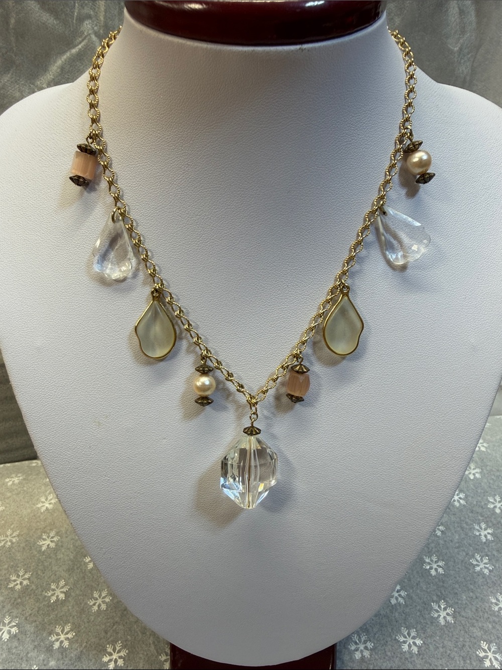 1928 Jewelry Gold Tone Statement Necklace • Crystals & Pearls • Excellent Condit
